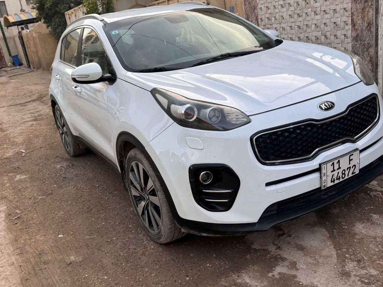 سبورتج 2017 خليجي مكفول
مواصفات عادية شركة 
السعر 172 
***********
