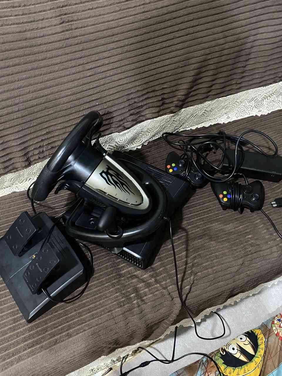 السلام عليكم اكس بوكس 360 وهار بي250 لعبه مع ستيرن جوكر السعر 150 (***********)
