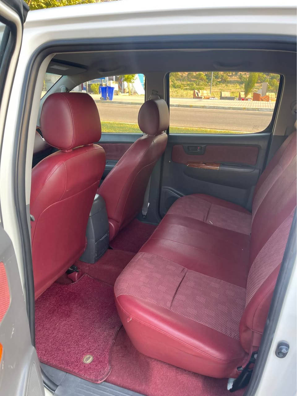 Toyota Hilux 2013
تويوتا هايلوكس.٢٠١٣

ماشية 313,000 كيلومتر و بحالة ممتازة 
بێ صبخ 

رقم اربيل سنويه ب اسمنا

و ب سعر(195$) ورقة 

مكان السيارة

دهوك -

*********** دهوك, العراق
