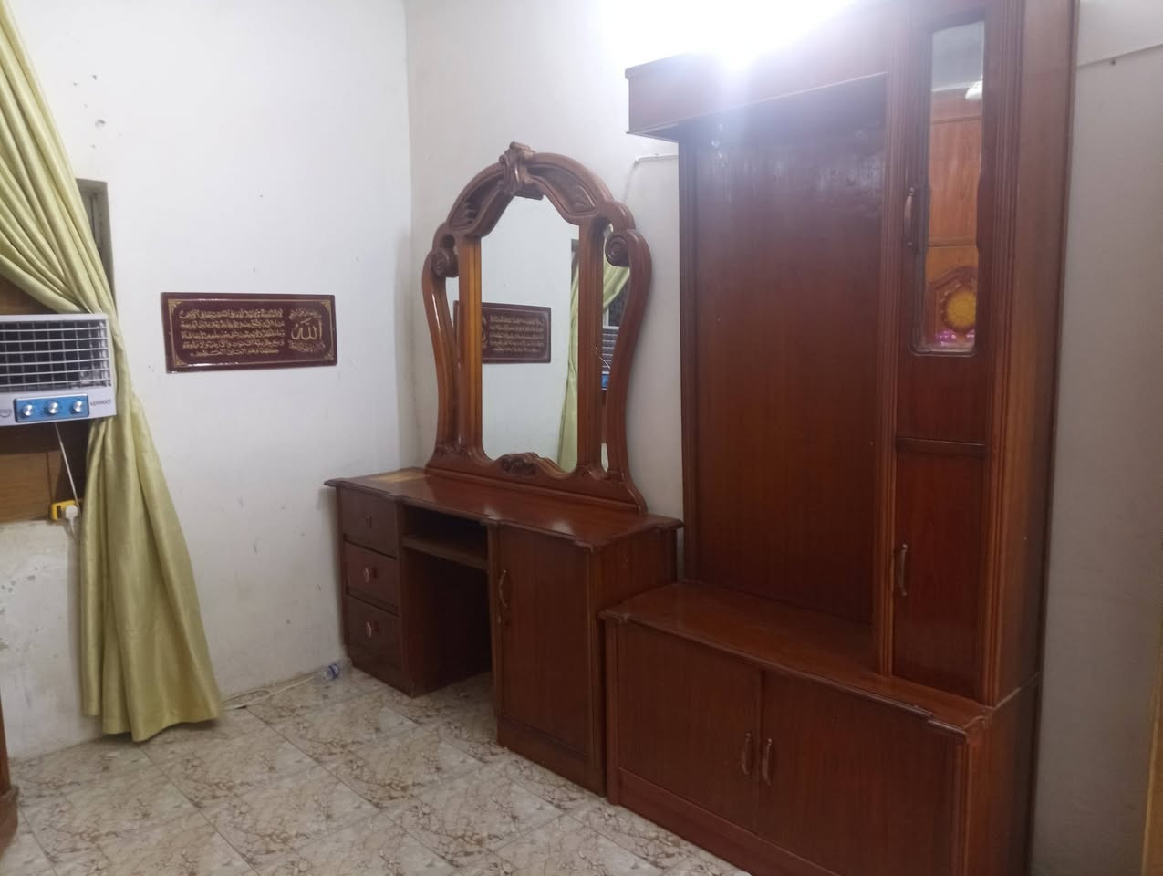 السلام عليكم.. غرفة للبيع مكاني حلة ابو غرق
هاتف***********
ادمن

