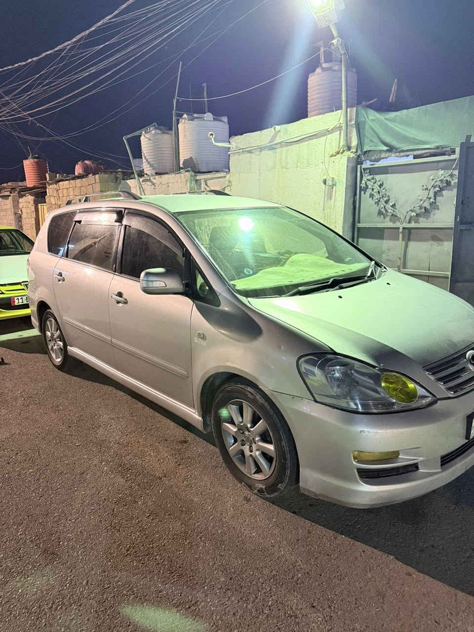 سلام عليكم ورحمة الله وبركاته
مبارك عليكم الشهر الفضيل شهر رمضان المبارك 
للبيع ابصم مديل 2004 اكرستال تو ويل رقم بصره تحويل مباشر سياره بسمي مكفوله من الكص ونقل جثه 
السياره بيها طخه بل جاملق الخلفي ومرجعه بارد كير ومحرك مكفولات حداديه ٪80 تخم تاير جديد سياره مال جناي السعر 120 وبيها مجال بسيط / البصره القبله  
رقم الهاتف *********** / ملاحظه ما متواجد على الفيس
