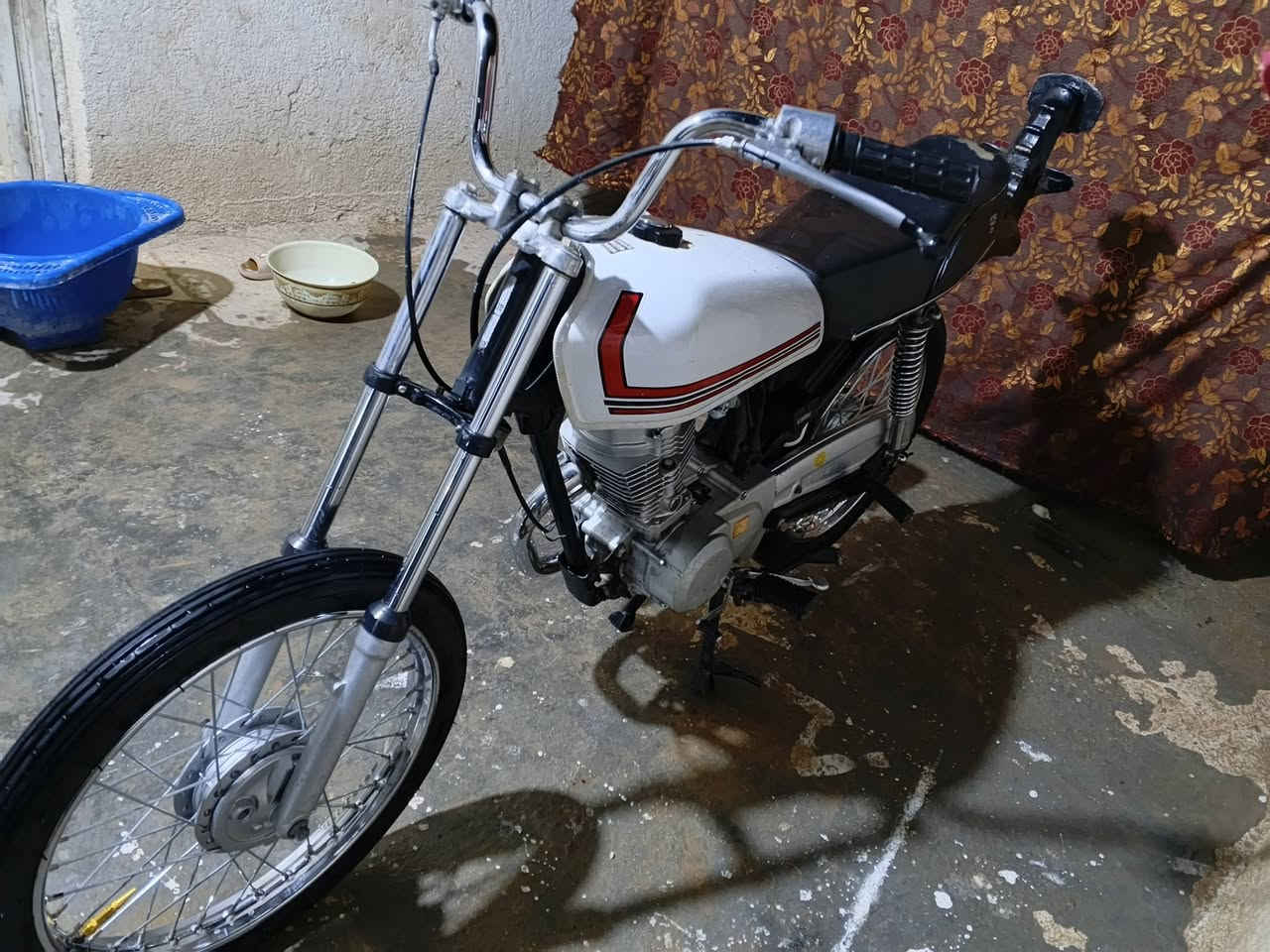 السلام عليكم أربع كير تعمير جديد أوراق سكنر مكينه ارشه السعر 450وبيها مجال قليل *********** العنوان كربلاء طويريج
