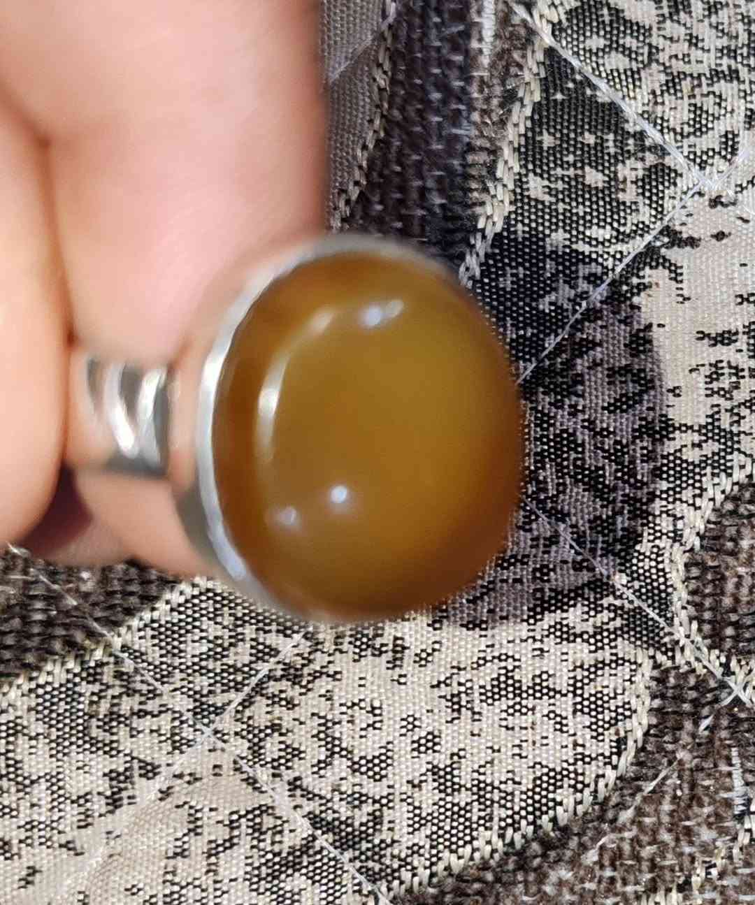 محابس للبيع كلمن وسعره
1-عقيق تمري مجزع اصلي وثقيل السعر 75 قفل
2-لازورد اصلي مال مفاصل وثقيل السعر 80
3-عقيق مشمشي اصلي 70
4-عين النمر اصلي ونادر 70


**إذا كنت صاحب هذا الإعلان وتريد حذفه لأي سبب، رجاءا أرسل رسالة إلى الدعم الفني**