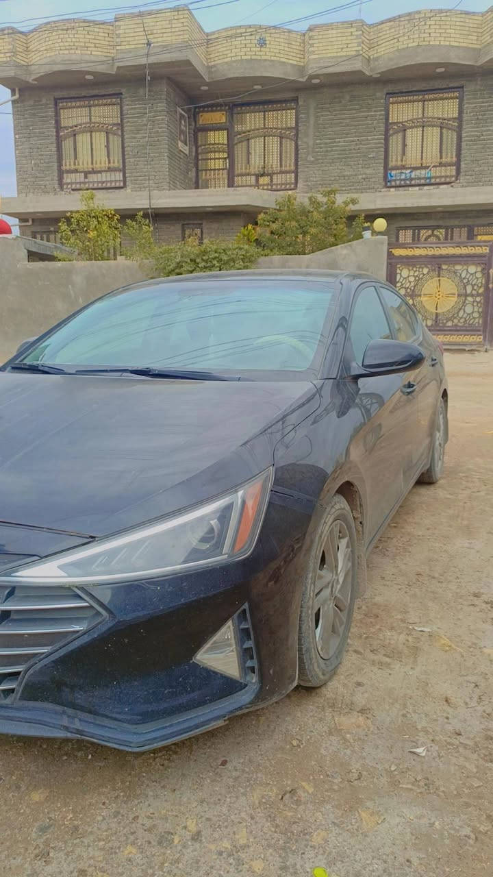 السلام عليكم
النترا  للبيع موديل 2019 وارد امريكي
سيارة معوقين 8 اشهر وينفتح الحجز عنها
سيارة نظيفة فول مواصفات عدا الفتحة
بيها فقط قطعتين باب وچاملغ
محرك نظيف تدفئة تبريد شغال
رقم بغداد
لمعرفة باقي التفاصيل الاتصال 
***********
