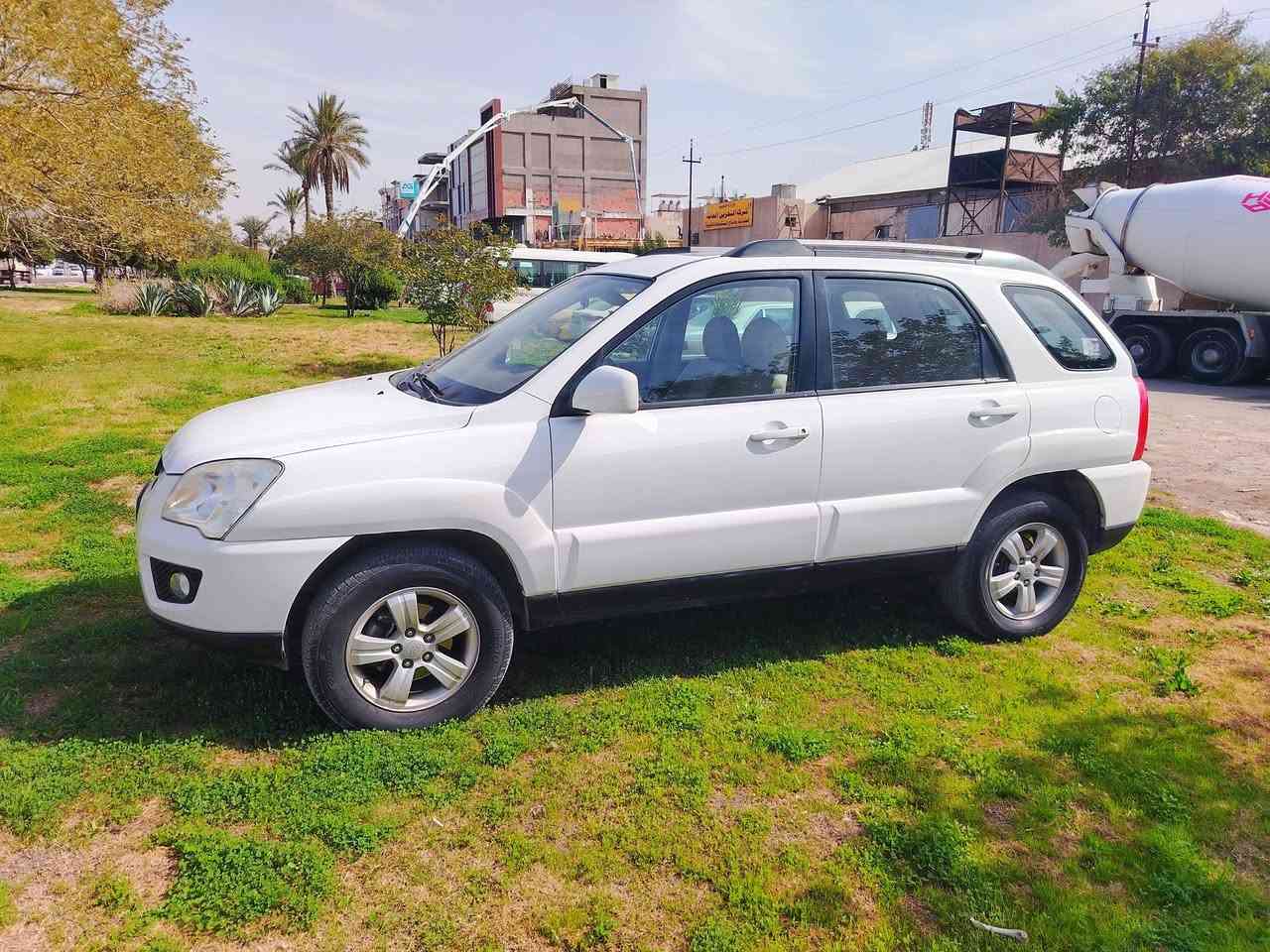 🚗 للبيع كيا سبورتاج 2010 – فل كامل – نظيفة جداً 🚗
🔹 الموديل: 2010
🔹 الممشى: 75,000 كم فقط
🔹 من الوكالة وعلى يدي من الزيرو
🔹 بدون حوادث نهائياً
🔹 بدون صبغ – وكالة بالكامل
🔹 ما تبدل فيها أي قطعة
✨ فتحة سقف رقمها بغداد
✨ نظيفة جداً استخدام شخصي الاتصال على ***********
✨ جاهزة للفحص
