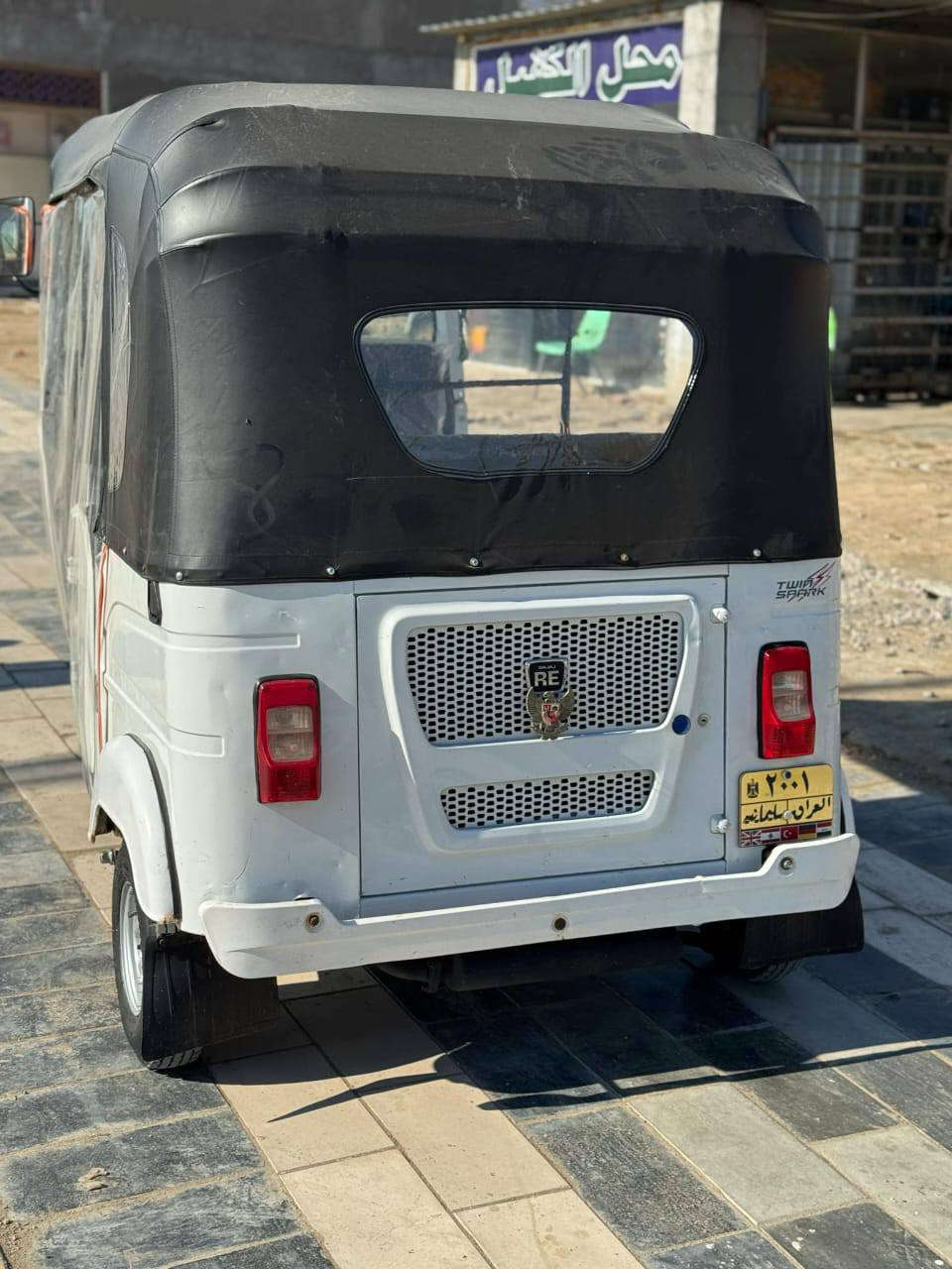 السلام عليكم 
تكتك للبيع 21 شهر 12 رقم واسط 
***********
