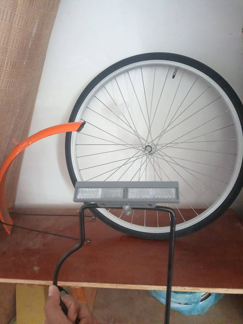 سلام عليكم بايسكل للبيع مكفول من عده زلغه خفيفه الرقم للستفسار ***********
