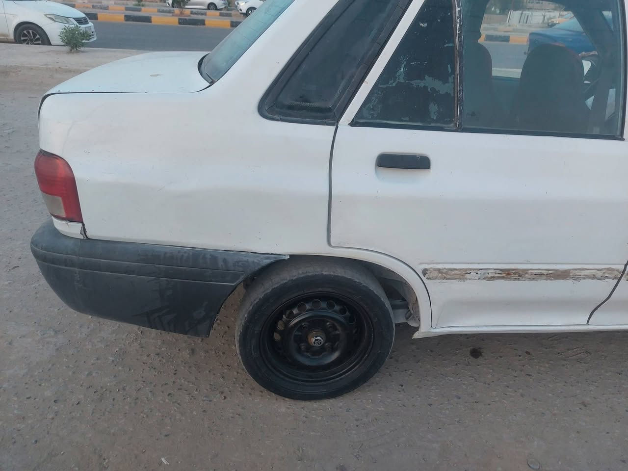 السلام عليكم سايبه مديل ١٤ نضيفه رقم نكليزي بسمي مكاني دوانيه مركز السعر ٢٧  هاذ رقمي ***********

