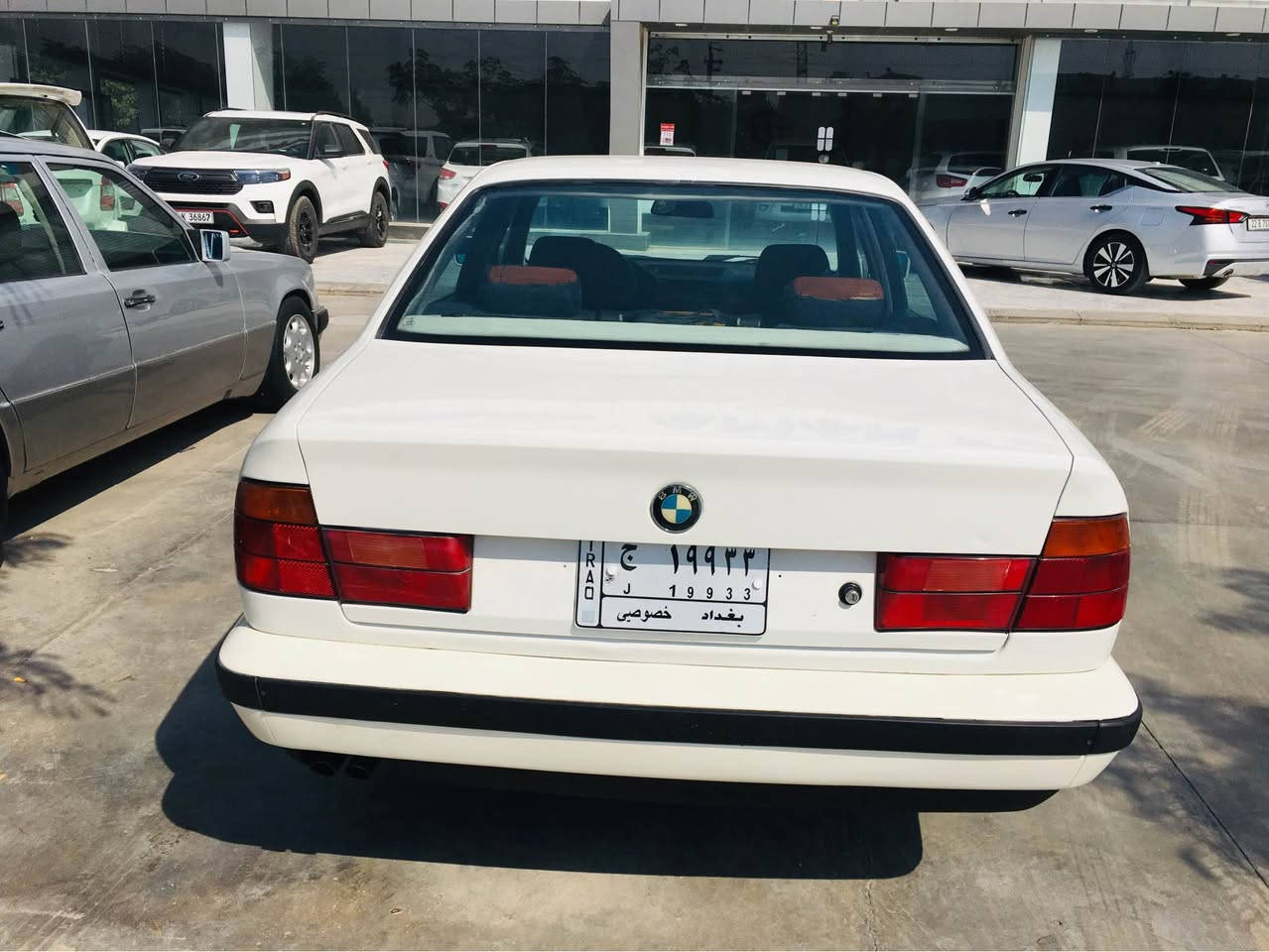 بیئێم دەبلیو بۆ فرۆشتن مۆدێل1993 حەجم 535 بێ بۆیاخ هەموو گیانی بەشەرت سارد و گەرمی ئیش دەکات گێڕو مەکینەی بەشەرت *********** Singapore
