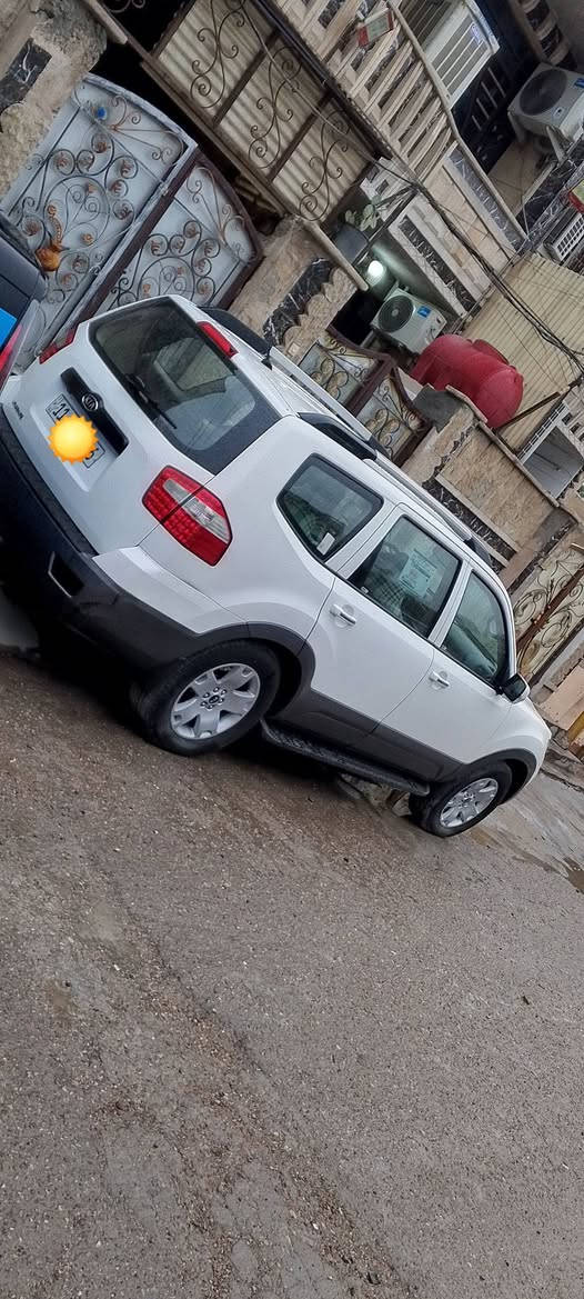 مهافي 2011 فول مواصفات مكفوله لاصبغ والاضربه ماشيه 140 رقم بغداد الجديد بسمي محرك  كير صدر تبريد كامله بجم زنون كامرا بلاديه حساسات خلفيه بلاديه سعرها 147 وبيها مجال للشراي مكان بغداد حي اور ***********
