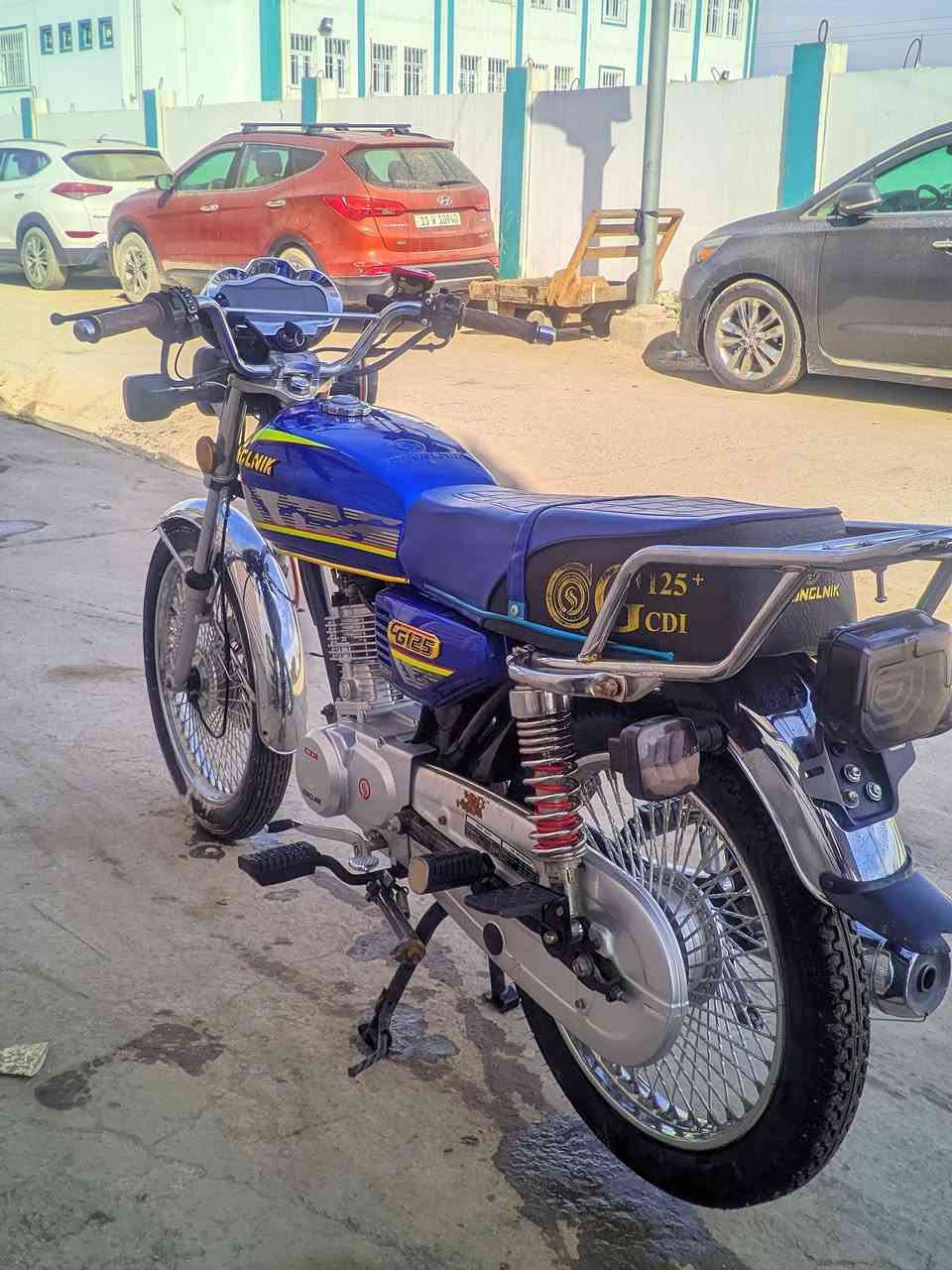 سلام عليكم
البيع تايكر موديل ٢٧ صاله شهر طالعه من وكيل كفاله عامه عداد الكتروني وراق سكنر بيه مكاتبة سعر ٧٥٠ بيه مجال 
مكان بابل القاسم 
***********
