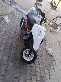 السلام وعليكم دراجه ماكس مال لعب البيع التفاهم على والواتساب0776557114...