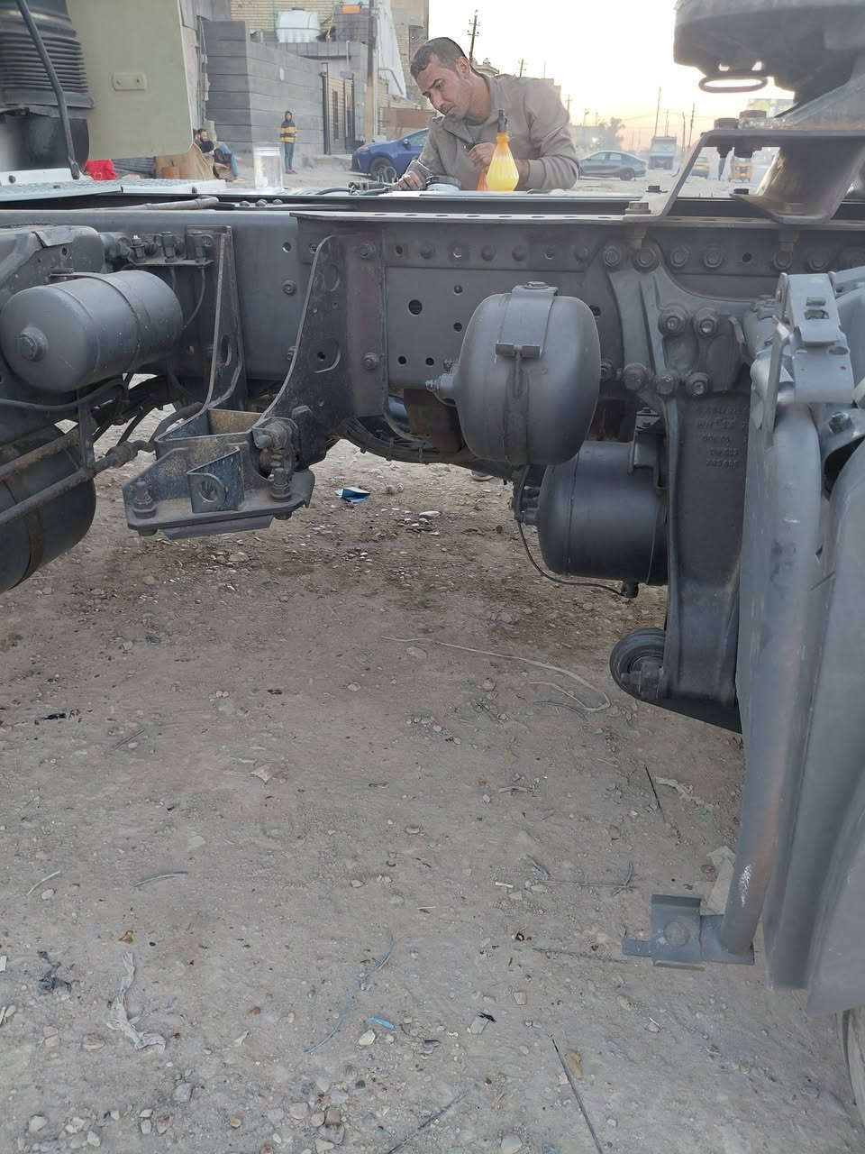 السلام عليكم  اكتروز للبيع  موديل 2002   كفاله عامة
مكان بغداد 
للستفسار   ***********
