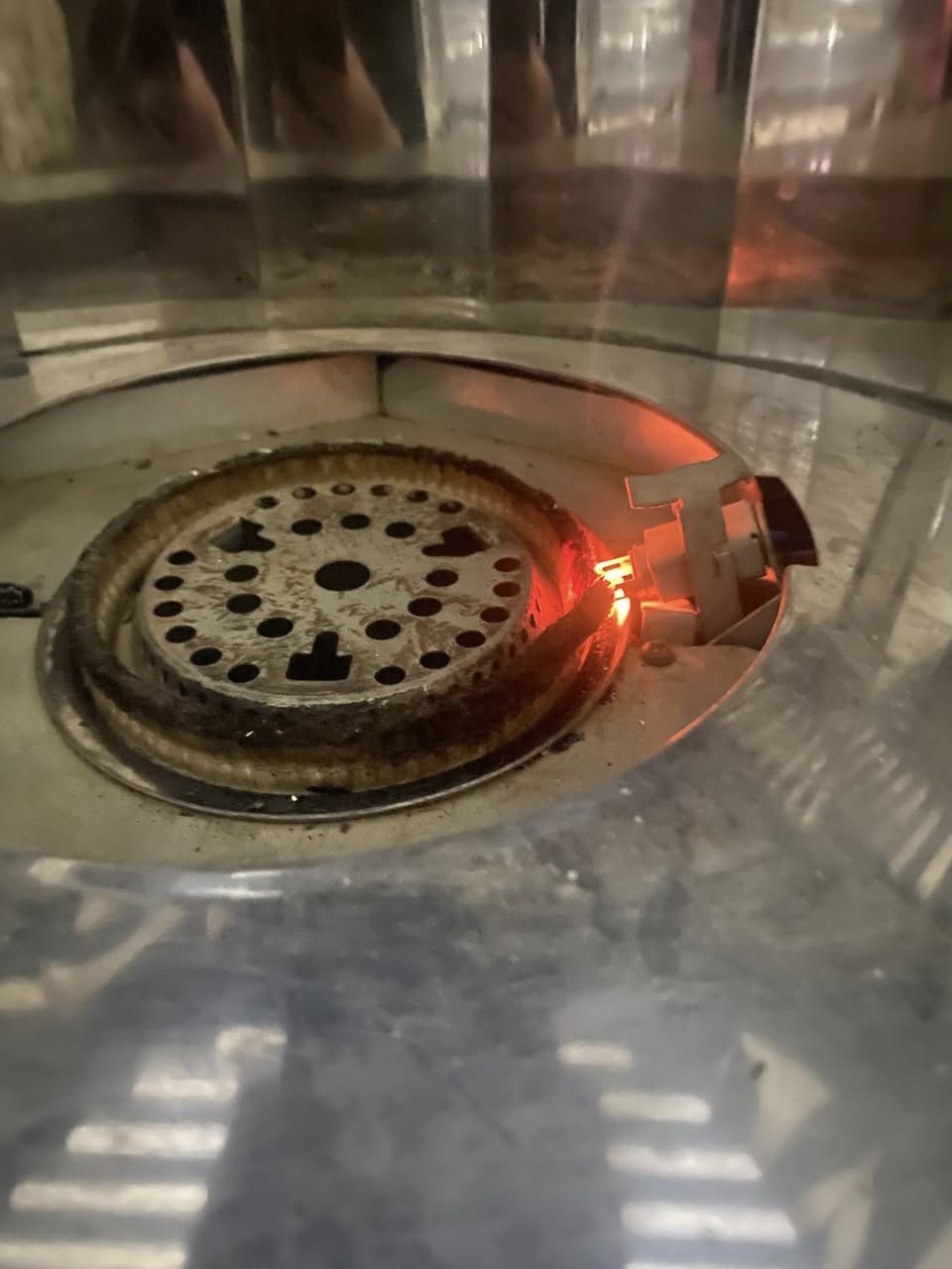 صوبه ياباني ام فانوص كله شغاله حته جداحه عل باتري نضيفه مكان تكريت سع 90
***********
