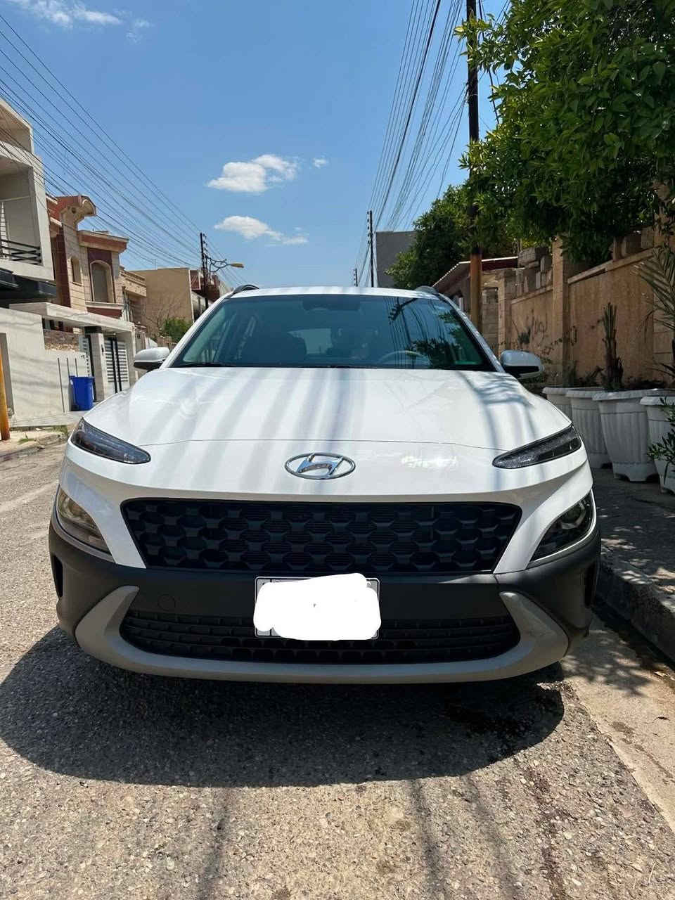 هيونداي كونا موديل ٢٠٢٣ مواصفات sel بصمة تشغيل وبصمة ابواب وباقي المواصفات المعروفه ماشي ٢٦ الف كم كم ضرر الجاملغ
 الخلفي بدون ايرباك بدون دواخل
مكانها الموصل 
التواصل على الرقم ***********
