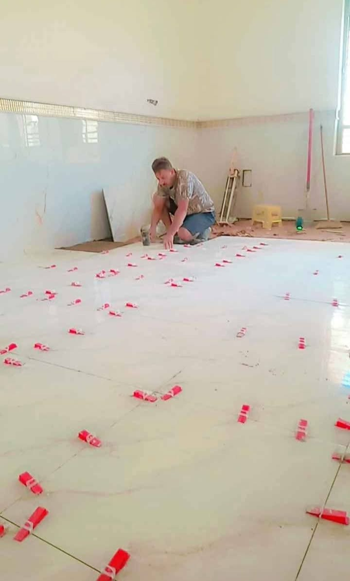 خلفه تطبيك جميع الارضيات ولجدران شغل ليزر درجه اولى هاتف ***********
