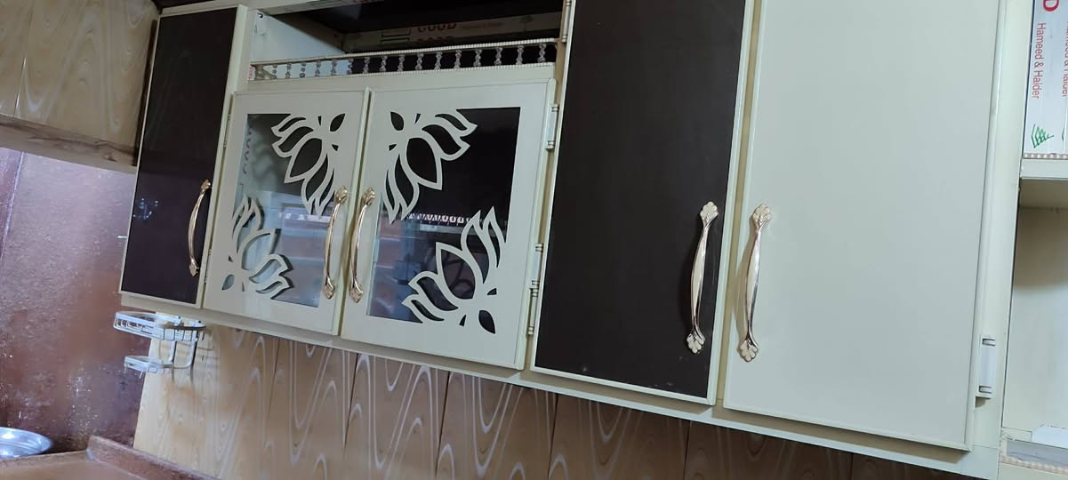 غراض للبيع والعنده حاجه اعرضها يدزهه خاص
كاونتر مرمر طبيعي والمقطع تركي المنيوم القياس3متار ارضي ومعلق 3السعر 550
وتخم تزكام عراقي تصميم تركي 7مقعد السعر 180
لاستفسار ***********
