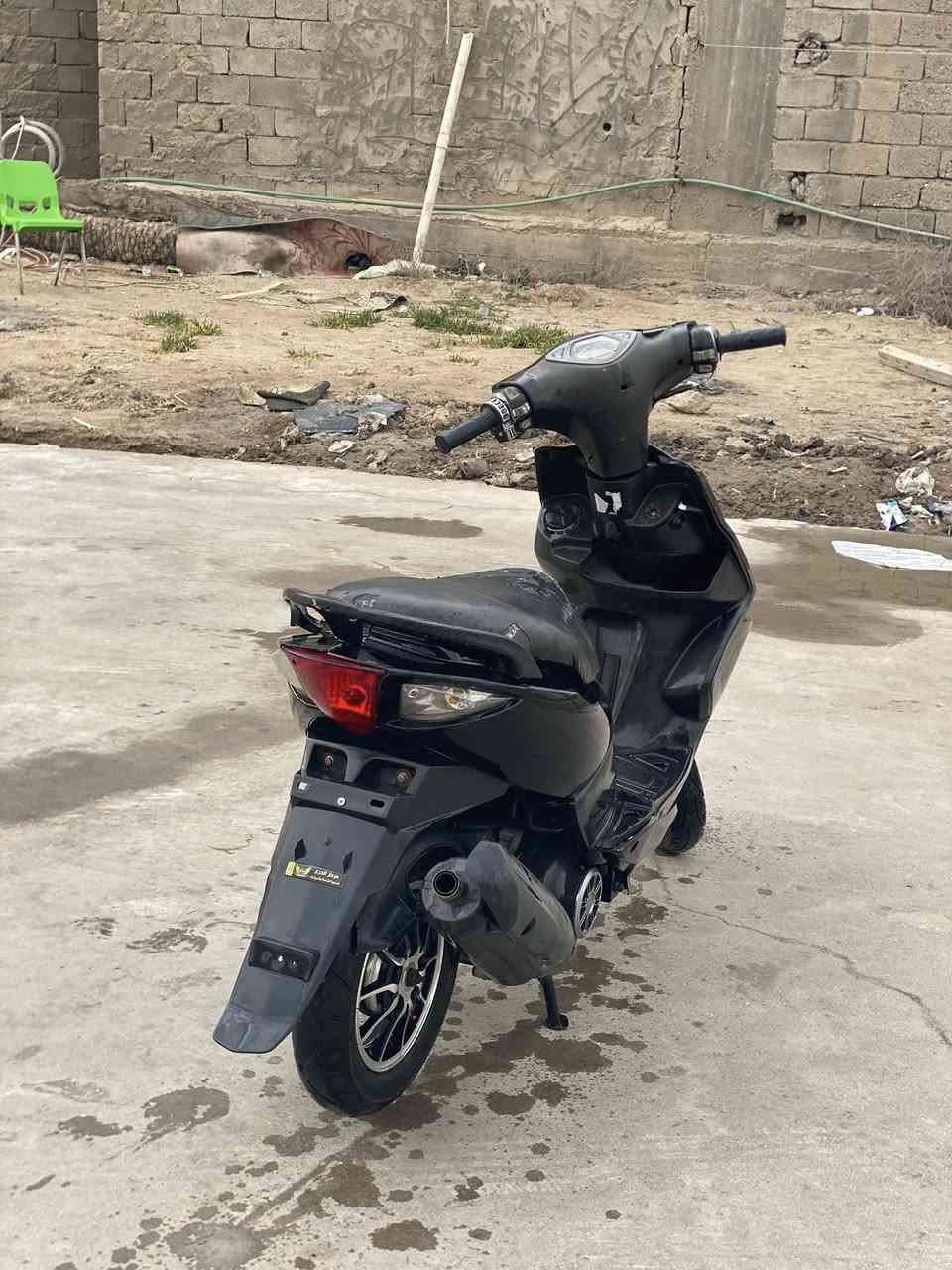 ماكس مضلع دراجه كلشي شغال بيه سلف هندر اشاير لايت مكينه فقط مبدل بيه ولفات وين مايعجبك فحص بيه ويلات رياضي يدات بريك قبق فلاوين دبل خلفي رياضي كزوز رياضي مكينه خرسه سعره ٦٠٠ رقمي ***********
