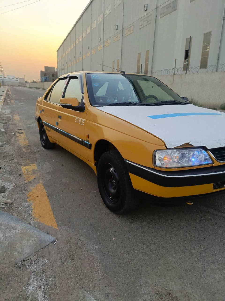 سلام عليكم
للبيع بيجو لميس 
موديل ٢٠١٦ بسمي
 مصفره خط وبحث وهيئه  
تحويل مباشر هزه وسنويه جدد 
مكينه كير خير من الله لاتبخير ولاتنقيص 
تبريد ثلج
 تدفئه شغاله خير من الله
 تكم شواصي الغود حوضها نضيف
بدون ضرر وخياس 
  تايرات جدد
دوشمه وكاعيات جدد داخلها جديد 
منظومه بانزين جديده
كهربائيات كلها شغاله وبلاديه  
 السعر 37 بيها مجال شراي 
مكاني بغداد يم مخابز باب الاغا
 الاستفسار على الرقم‏ ‪***********
