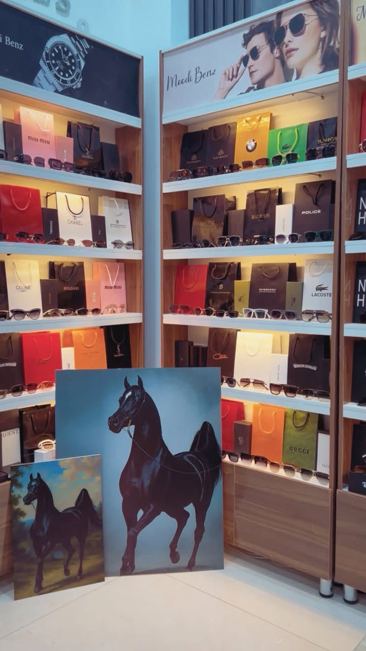 رفوف جديدة للبيع 
٣ قطع كل قطعة قياسها مترين في متر 
مكاني بغداد اليرموك 
***********
جديدة سويتهم قبل شهر
