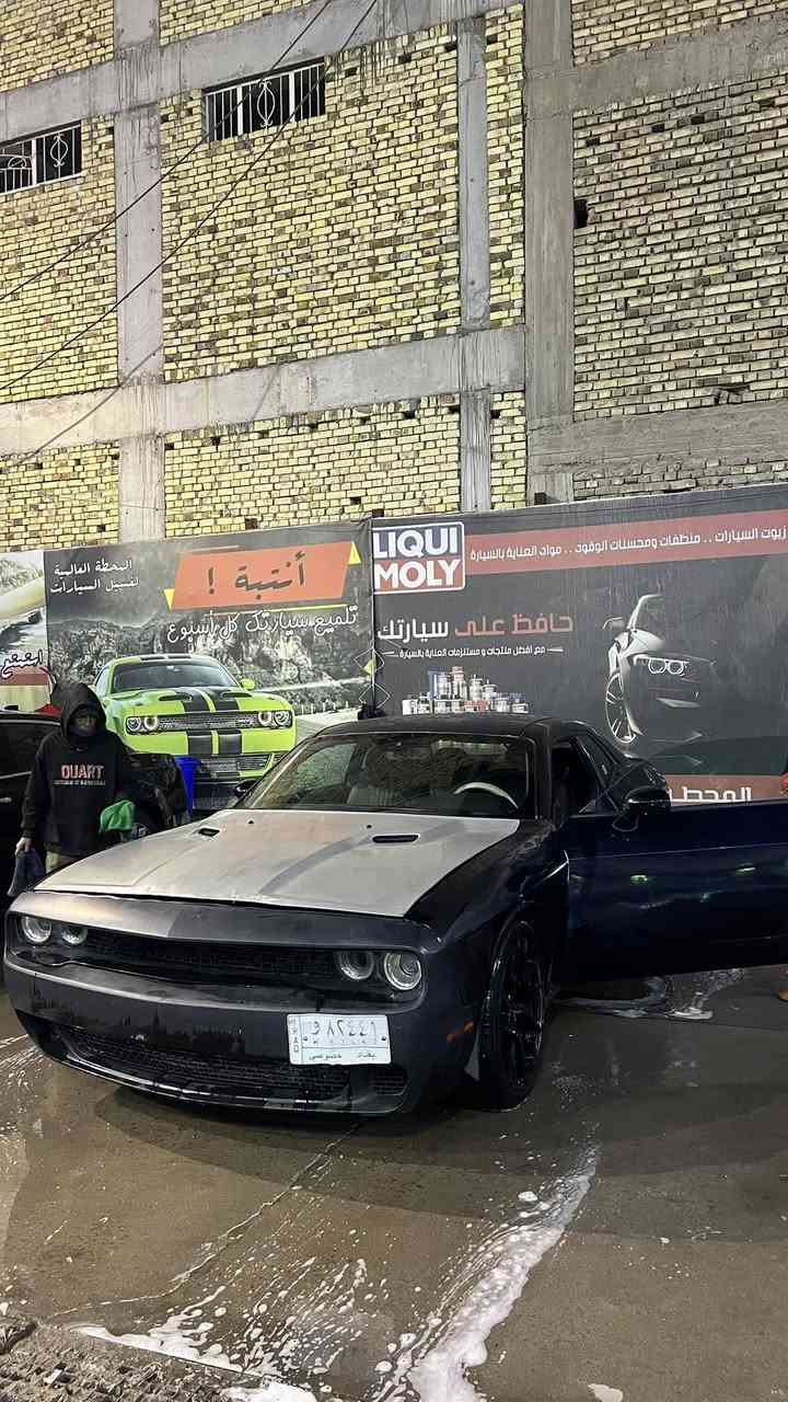 السلام عليكم
جالنجر 2012 اللون نيلي السيارة 6 سلندر نضيفة الحدادية 70‎%‎ السيارة تقرير بدون حادث هنا صاير الحادث بجم ومحدث البجم لل2018 ابيع السيارة صبغ حزام 
كشنات جلد ويل كب رياضي وغيرها
السعر 75 ورقة+ مستعجل على البيع￼ ‭٠٧٧٣ ٩٨٧ ٣٧٧٢‬
