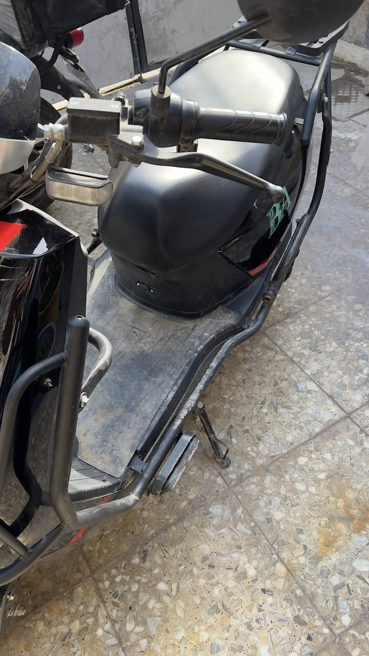 دراجة شحن بحالة ممتازة وما بيها أي أعطال،
السعر 550 وبي مجال بالسعر
ملفها 1500

🔋 بيها 6 بطاريات
💪 قوية ومناسبة للشغل اليومي
✨ استخدام نظيف
المكان الزعفرانية دور الشرطة 
للتواصل على الواتساب ***********
