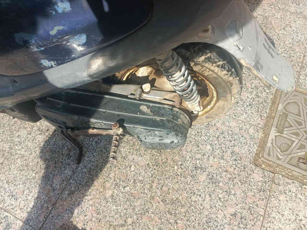 دراجه منغولي  شغال كهربائي  السعر 150 فقل العنوان كربلاء   من محطه الفارس رقم الهاتف ***********
