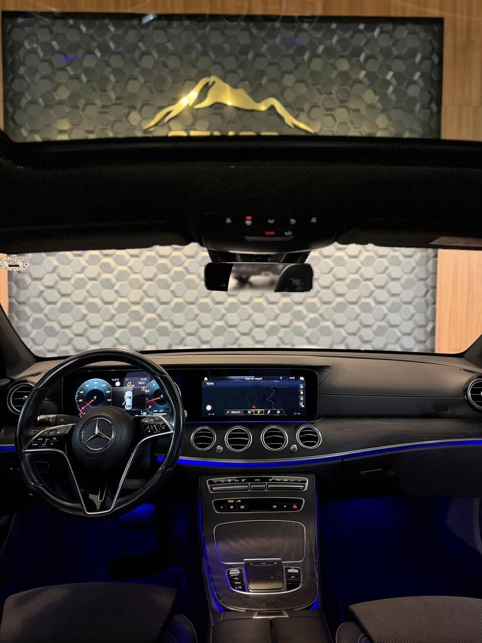 Mercedes E CLASS المانية ضمان دولي بصمتين 🔥🇩🇪
موديل 2021
ارخص سعر بكل العراق : 345$ ورقة
ماشية ٥٠ الف
مواصفات السيارة
كشنات جلد و تدفئة و قيادة ذاتية و رادارات و حساسات وبصمات و انارة داخلة متعدد الالوان ٦٤ لون و كيج متصل و تحكمات كامل الستيرن و بعد هواي مواصفات متنذكر

السيارة وارد الماني ضمان دولي كير و محرك و كهربائيات بشرط 🔥
السيارة بيها نص قطعة صبغ اثر شخط🔥

السيارة مرقم و جاهز تحويل او وكالة ثاني يوم ✅

السعر : ٣٤٥$ ورقة

للاستفسار : ***********

العنوان : السليمانية المعارض الجديدة شركة ازمر اوتو معرض رقم ٣٤
