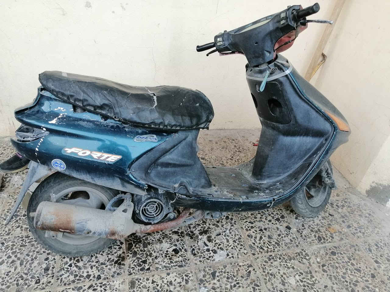 فراشه تشتغل البيع    ***********
مكانه نجف حي الأنصار
