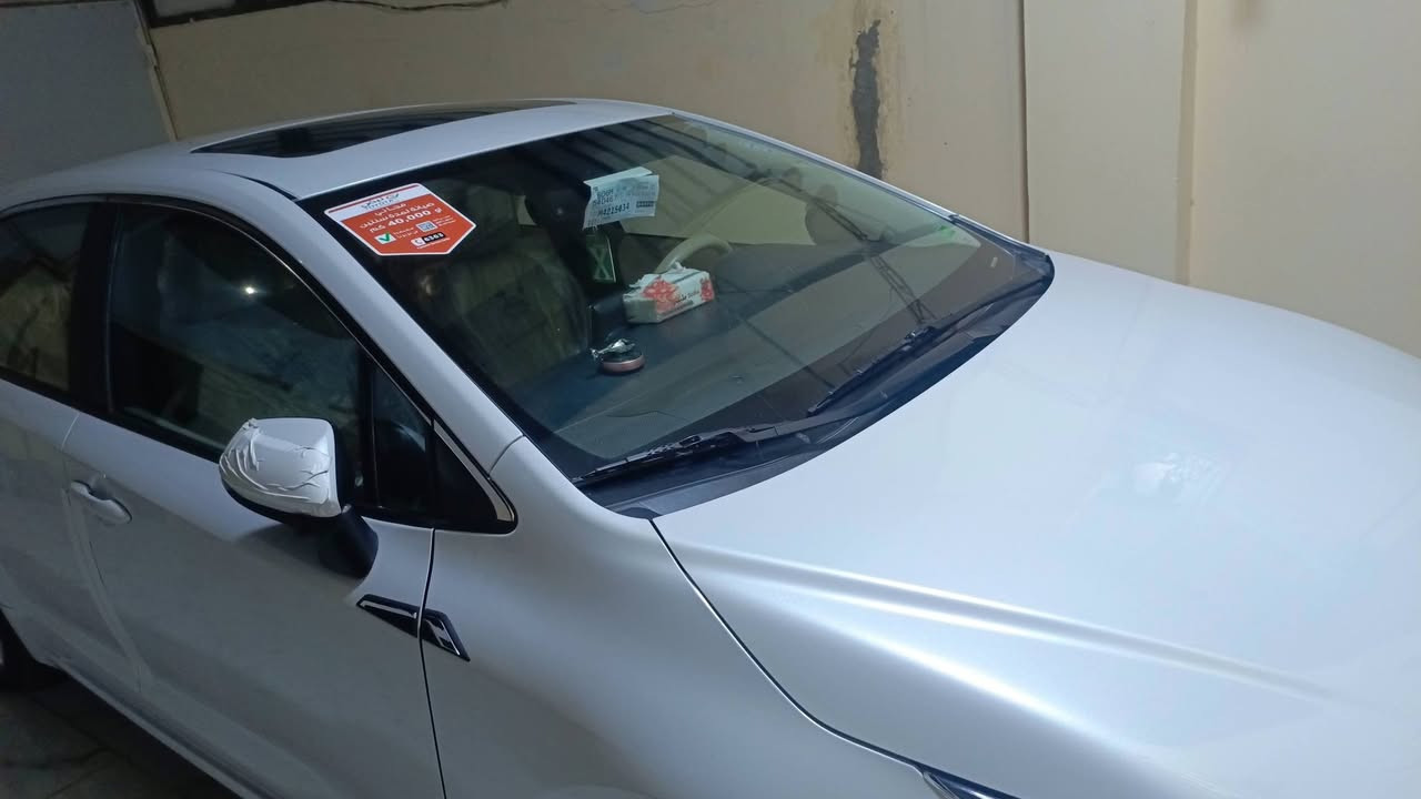 سياره للبيع تويوتا ساز مكفوله كفاله عامه رقم اربيل السعر ١٧٠ بيه مجال مكاني نجف الاشرف ماشيه ١٠٠ رقم ***********
