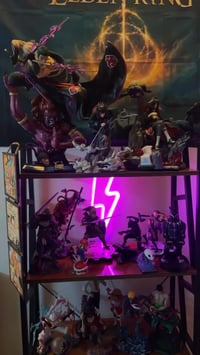 مجسمات منوعة • تواصل خاص