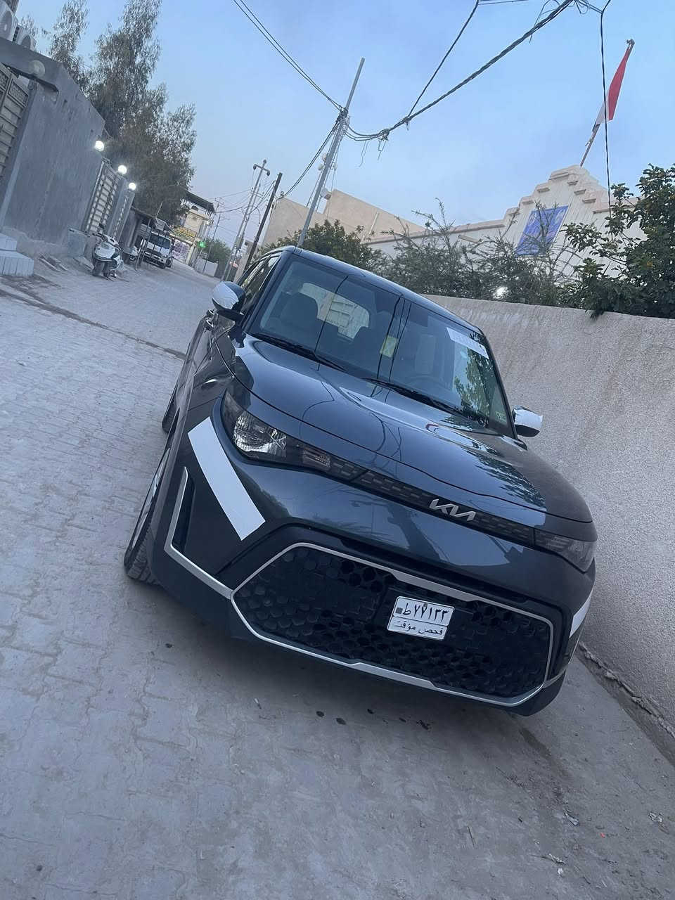 السلام عليكم 
كيا سول موديل 2023 سياره جاهزه من كلشي حادث باب الصدر والي خلفه فقط رباع مال الابواب يعني بجم كبس مال شركه دعاميات بلاديه بدون صبغ السعر 128 وبيه مجال قليل ***********

