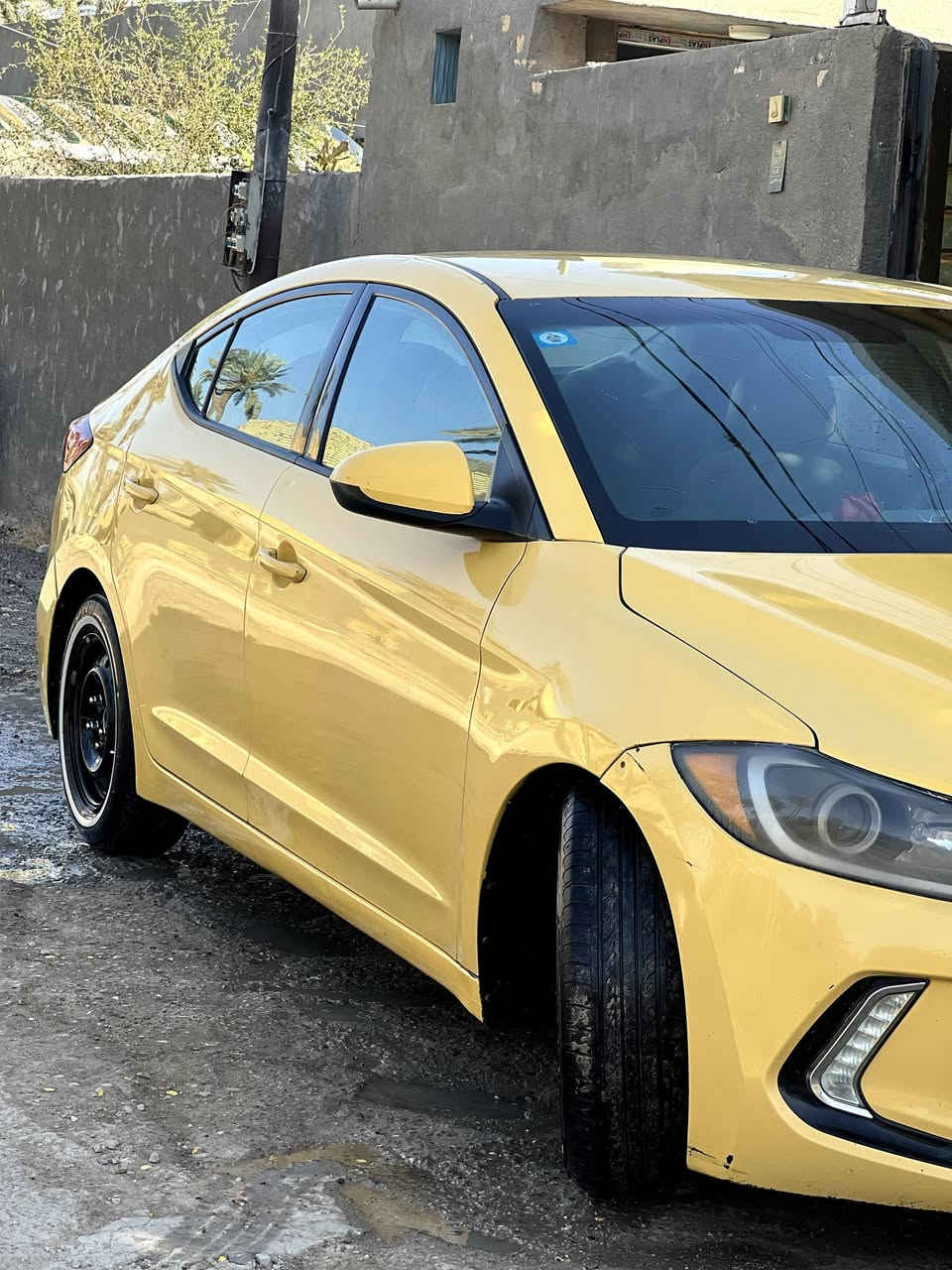 النتره موديل 17مكينه 2000بلاد  بسمي تخم تاير بيه بس قبق جنطه فقط منضومة غاز بيه رقم بغداد انكليزي بسمي سعر 125 ***********
