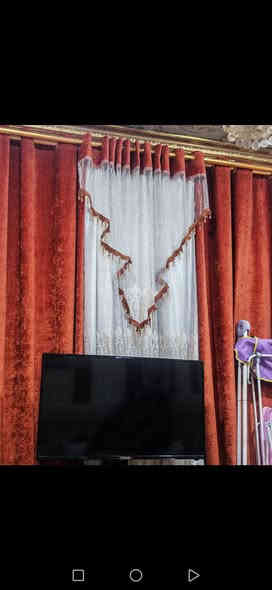 السلام عليكم
تخم قنفات مستخدم مع كاربت مع ميز بلازمة مع بردة للبيع السعر 850 الف وبيه مجال قليل
العنوان الزبير /حي الحسين (الريسزز) 
للتواصل ***********
