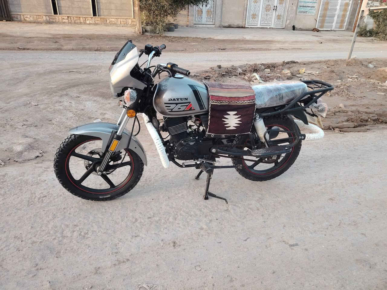 البيع موديل 23مكفول من كلشي وراق صولي وصل وكيل كامل مانقصه كلشي المكان الحله ورديه  30
السعر مليون و550وبيه مجال الشراي 
***********
