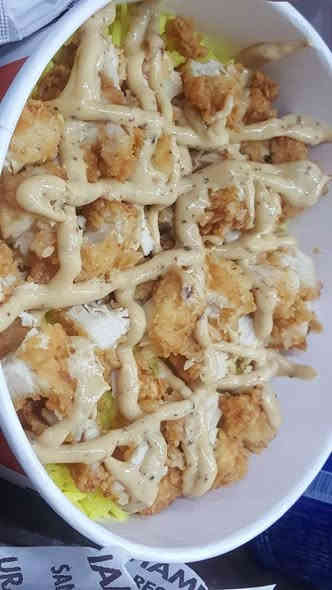 � مطعم شيف حمودي 🍟
متوفر جميع الوجبات السريعة 🔥
(بركر – زنكر – ريزو – بيتزا – كنتاكي – فلر دجاج – صاج إيطالي – لغم بركر) 😋
توصيل سريع لكل مناطق الرشدية والمناطق القريبة 🚗💨
☎️ للطلب: ***********
االتوصيل لغايه2بليل
