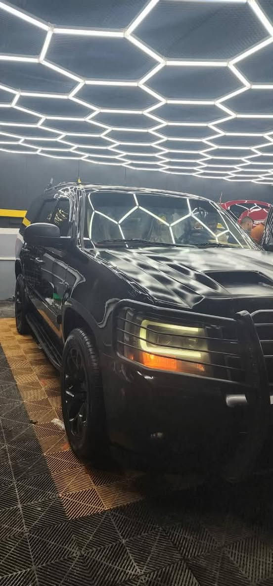 السلام عليكم للبيع سيارة تاهو 2008 LTZجاهزه من كل شيء اربيل باسمنه سنويتها تنتهي 2028سيارة حلوه فول موصفات خليجي تبريد ثلاث قطع كشنات كهربائية الامامي والخلفي سبعه راكب سلايت جنطه كهربائيةحساسات كامره تدفئة بالكشنات تشغيل وتطفيه عن بعد كامل موصفات اهواي بيها موصفات بعد ويل كب 20استيل العنوان بغداد البلديات الضباط شارع عشرين
***********
