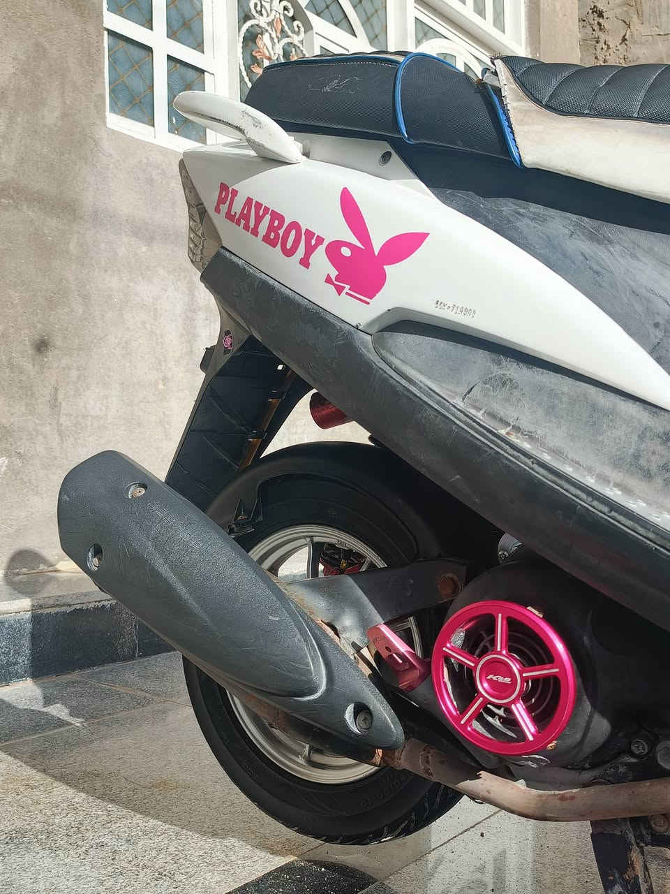 سلام عليكم شباب .
ماكس عدله للبيع كفاله عامه
 من كلشي الدراجه مختمه ختم واحد ويه المكينه من الطول للطول .
🟤 الدراجه بيه تزويد رياضي بلادي 🟤
 ويل كب مشيف اصلي RPM.
دبل خلفي كرزي K1.
أصابع رياضي نيكل.
كشن رياضي 4 ولفات اصلي.
سكنات 4 ولفات كرستال.
قطره دهن WF كرزي .
صره اكسل كرزي K&S.
قبق فلاوين كرزيK&S.
قبق شاصي كرزي K&S.
منضومه نشره بلاديه ورديه جايه بيهه من الخارج .

الدراجه كامله مكمله اي نقص مابيه 
🔴( السعر مليون و150 وبيها مجال للشراي🔴).
مكاني بصره ابو الخصيب حمدان. 
رقمي للأستفسار 
(***********)
