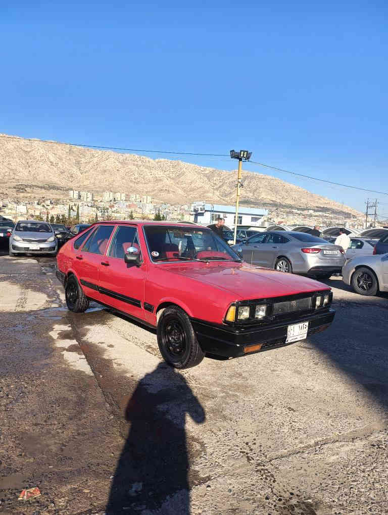 سلام معلیکوم 
بەشەرتی ئەوەلیات و حاسیبە 
سەیارەکە ئیش ئەکات و بێ عەیبە 
سعر 15 ورقە لە دهوکم 
کورەک واتساب *********** دهوك, العراق
