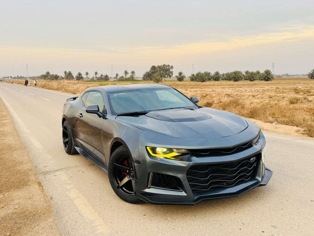 كمارو 2019 ايكو للبيع او مراوس 
السياره جديده مناقصها شي 
عليها تحديث Zl1 
مكينه. 4تيربو  
شاشه كبيه
سماعه دمام.  BOSE 
كير ٣ انضمه 
سايد بريك دكمه 
شفتات 
تحكمات ستيرن 
ويل حجم 18 نجمه  تو سايز. ابو الخسفه 
جاهزه مناقصها شي. 
السعر. ١٢٦  وبيها مجال
مكان السياره بغداد تقاطع النهروان   للستفسار ***********/*********** المدائن, بابل
