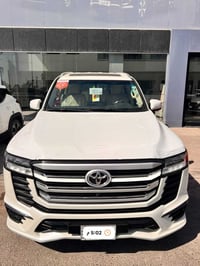 لاندكروزر GXR • ٢٠٢٤ • فول مواصفات