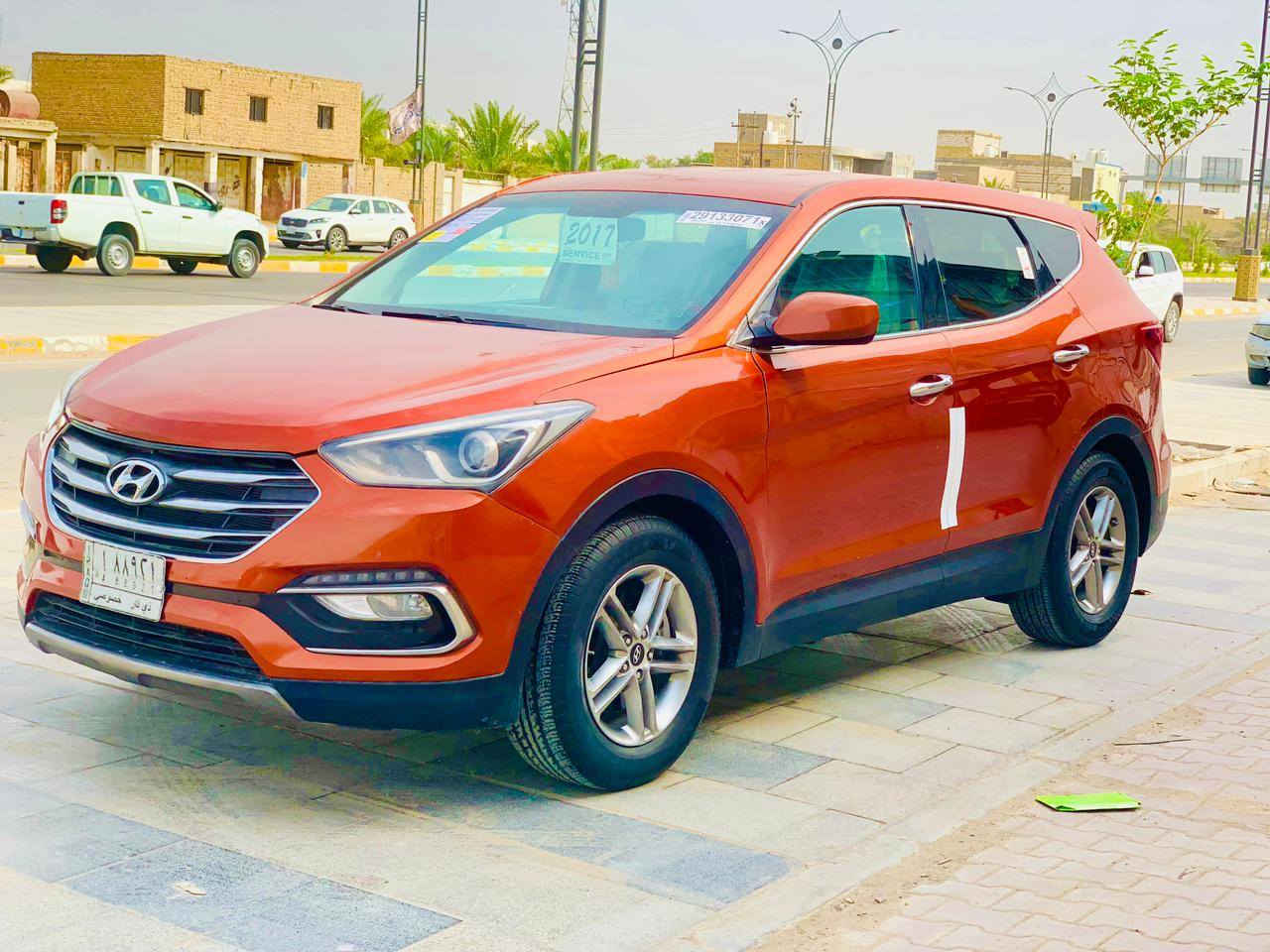 السلام عليكم هونداي سنتافيا موديل ٢٠١٧ ٤ سلندر  رقم ذي قار نكليزي وهزه جديده سنويه جديده تحويل ثاني يوم كتاب الفحص مرفق بالمنشور مكان الناصرية *********** السعر ١٤٠ وبيها مجال
