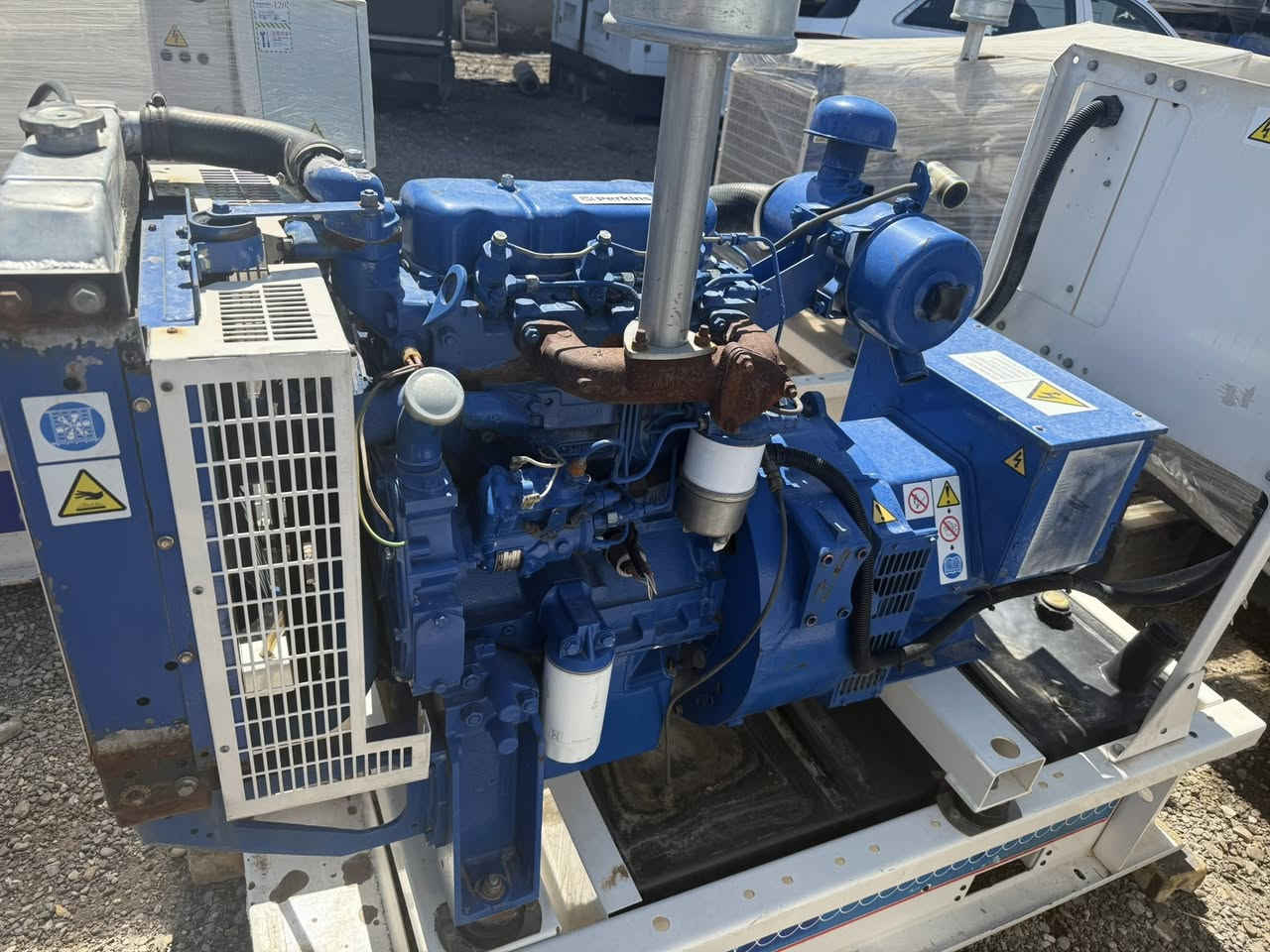 السلام عليكم
دخول جديد 🆕 

بيركنز انكليزي 3سلندر حجم ٩١ملم

توليد استامفورد انكليزي 30كيفي 

غير مشتغل في العراق 🇮🇶✅

مكفول من الفتح والصبغ والتبديل 

متوفر كمية كبيرة ✅🦅

افجي ولسون بريطاني اصلي 🇬🇧 

عدد ساعات التشغيل 1026ساعة فقط 

برودكشن نظام حماية بالكامل 

للاستفسار الاتصال ع الأرقام التالية 

***********

***********
