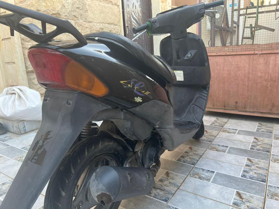 سلام عليكم
متاح…دراجه سازوكي 60 نظيف وكلشي شغال 
بيع مستعجل 400 الف وبي مجال 
للاستفسار ***********

