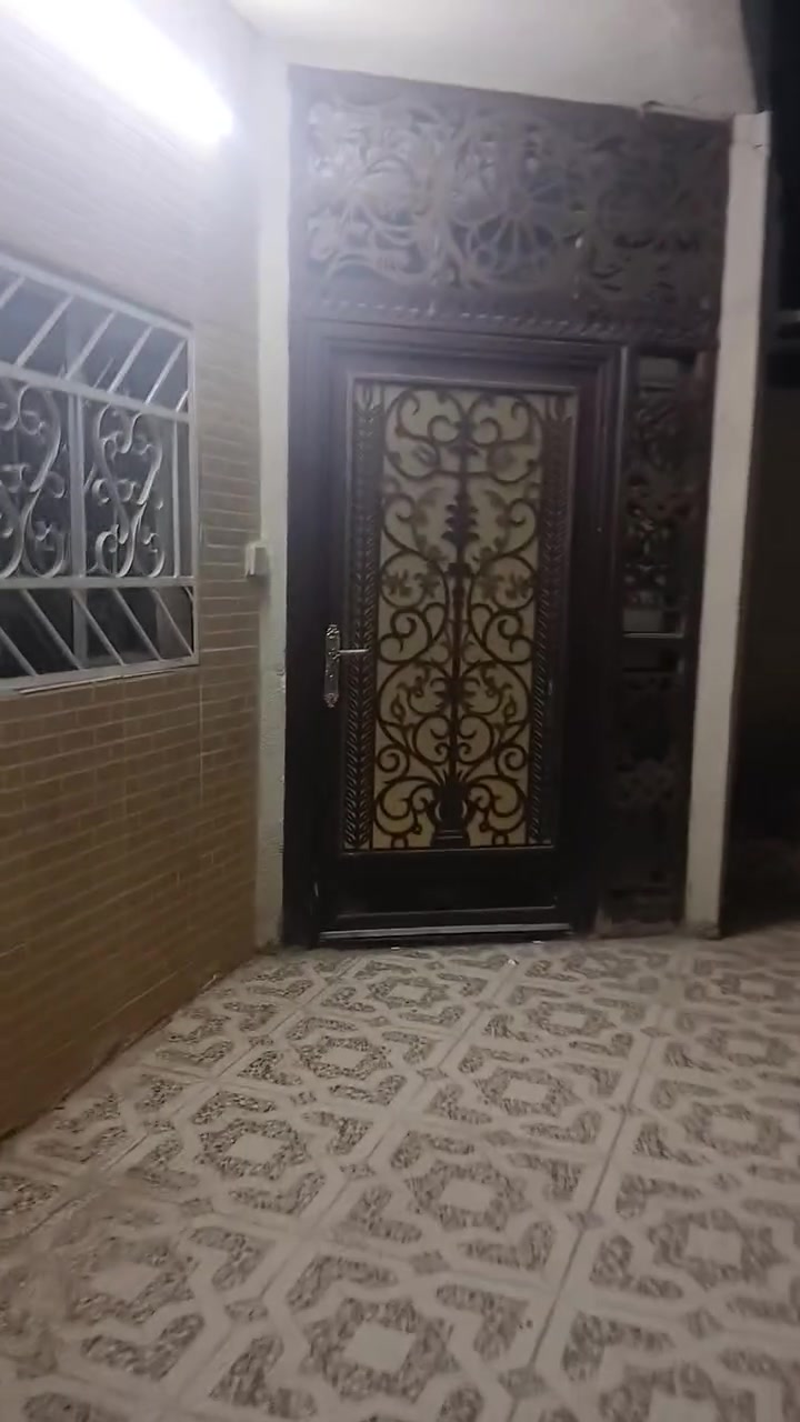 دار لليجار ارضي 300

كركوك حي الواسطي قرب بانزين خانه السلام 

ايجاره 400 الف بيه مجال 

غرفتين نوم او مطبخ او وستقبال وهول او حمامات او حوش 

للسفسار اكثر *********** واتساب ***********
