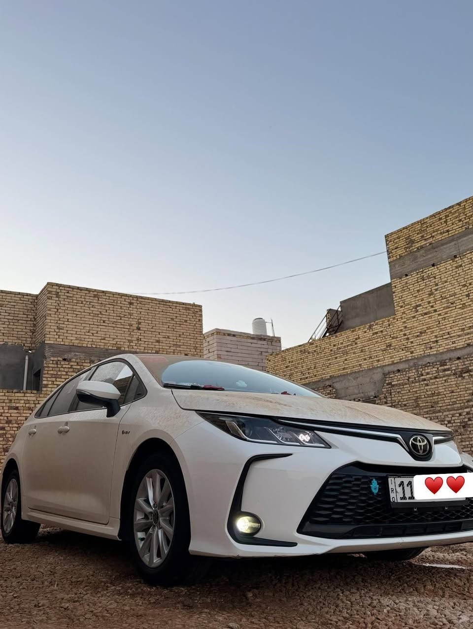 السلام عليكم
🚘 كورلا هايبرد 2025 

COROLLA 2025 🚘

📜 المواصفات 👇

🚘 خليجي 

🚘 17 الف كيلو متر

🚘 الموديل 2025

🚘 سعة المحرك 1,8L

🚘 مرتبط بناقل حركة أوتوماتيكي 

🚘 عدد AIR BAG 8

🚘 سلايد رووف

🚘 لايت زينون + LED

🚘 حجم الاطار 205/55R16 

🚘 ويل كب 16

🚘 مفتاح التشغيل بصمة

🚘 دشبول ديجيتال 

🚘 شاشة اصلية

🚘 كاميرا 

🚘 مثبت السرعة Cruise

🚘 تحديد المسار

🚘 المودات والأوامر الصوتية

🚘 فحص أنظمة السيارة 

🚘 حساسات ضغط اطارات 

🚘 تبريد شاشة

🚘 قطعتين تبريد

🚘 هاند بريك بصمة

🚘 نظام مانع الانزلاق 

🚘ا ISOFIX    ايزو فكس

🚘 اوتو هولد Auto Hold 

🚘 اشارة في المرايا الجانبية

🚘 مخرج منفذ الطاقة

🚘 ا  Bluetooth 

📍 العنوان الديوانية المركز

‼️ السيارة محجوزة للشركة وبظمانتي ‼️ 

💵 السعر 140 ورقة وبيها مجال بسيط.  

ـــــــــــــــــــــــــــــــــــــــــــــ

📳  *********** سيد علي:
