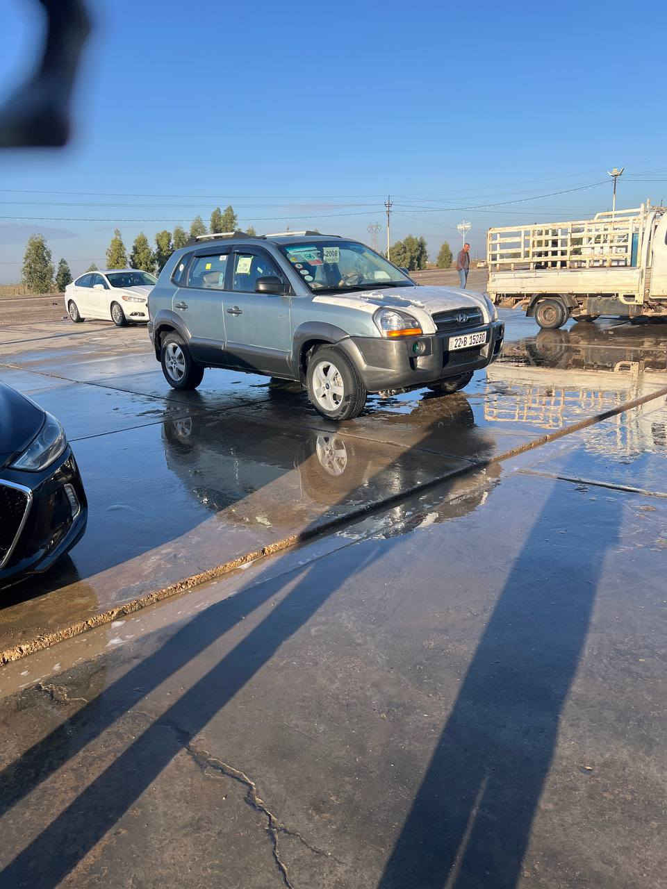 توسان خليجي. موديل 2008.  مكفول. كشر محرك كير اوتو ماتيك تدفئة تبريد  صدر جديد السيارة كاملة مناقصها شي. هزة جديدة  فتحة بل سقف رقم اربيل سعرها 110 ***********.
