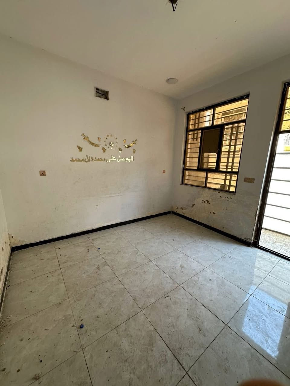 السلام عليكم 😃🌐 مشتمل للأجار   🛑 المساحة 60م    🛑  يحتوي على 💢 الطابق الأرضي استقبال _مطبخ "_ منور _,صحيات 💢 الطابق الثاني  غرفة كبيرة وغرفة صغيرة مع صحيات  وسطح ) 🛑 العنوان / الدورة  منطقة الزيتون مقابيل الصحة  بفرع جامعة كلكامش ن والقلم   .. 🛑 السعر الاجار 400 الف قفل مع دلالية شهر رجائآ السعر ثابت بدون احراج 
  
للأستفسار واتساب / اتصال                
***********
***********
