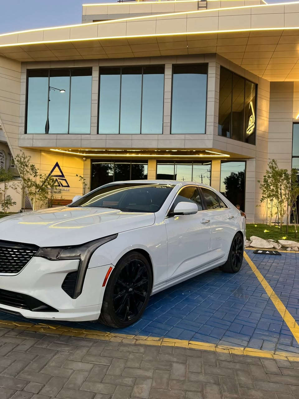 *💎السلام عليكم للبيع
 كاديلاك CT4 2021 - 💎*

*التفاصيل:*
- *الموديل:* 2021 
- *الممشى:* 74,000 كم
- *المحرك:* 2000cc تيربو 4 سلندر - اقتصادي جداً
- *الحالة:* فول مواصفات عدا السلايت
- *الحادث:* بأمريكا جاملغ + بونيد فقط، بالعراق جاملغ خلفي + باب صبغ. *مكفولة لا شاصي ولا لغود وحادثها مال امريكا مرفق بالمنشور 

بصمة تشغيل | 4 بيبان بصمة | صندوق كهرباء | نظام ترحيب كاديلاك | تشغيل عن بعد | شاشة متحركة Swap | كاربلاي | شاحن وايرلس | رادار 360 + نقطة عمياء | تحكم ستيرن  | تحديد مسار | بريك ذاتي مع هزاز + داتا شو | جلد كهرباء | لايت عدسة زنون متحرك | لد خلفي | اوتو ستوب

*السيارة نظافة شركة، كلشي شغال 100% وجاهزة للتحويل شوكت ماتريد السيارة معوقين وانتهت المدة مالتها تاخذ راعيه وتروح تحول 

*السعر:* 160
*العنوان:* البصرة  
*الرقم:* ***********  
ماتعجبك السيارة وتشوفها غاليه اتركها تحصل افضل منها وبأقل سعر وتحياتي الكم ♥️
