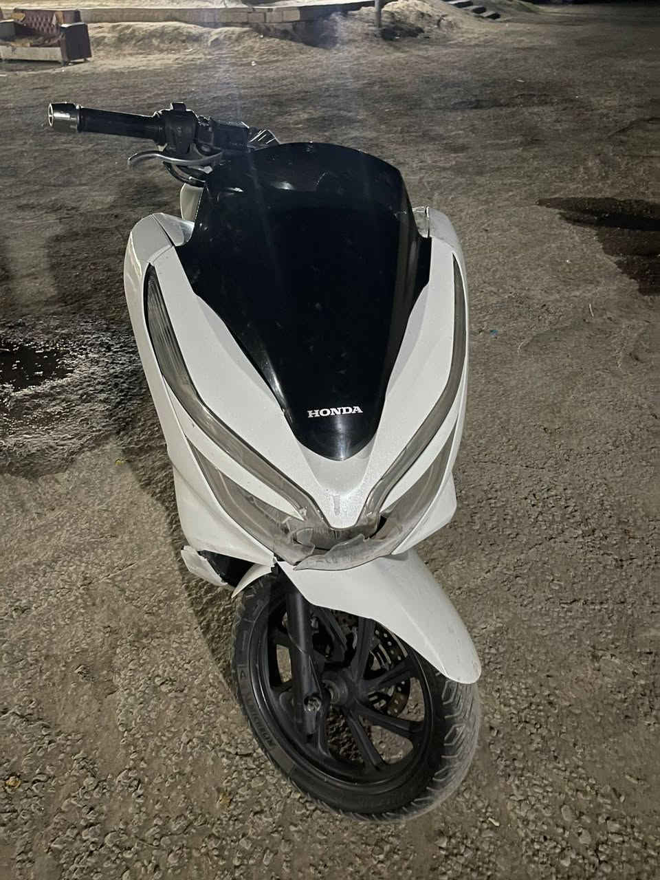 سلام عليكم بي سي اكس الثالث مكينه كفاله مافتوح برغي وكربيات كلشي شغال السعر خاص ***********
